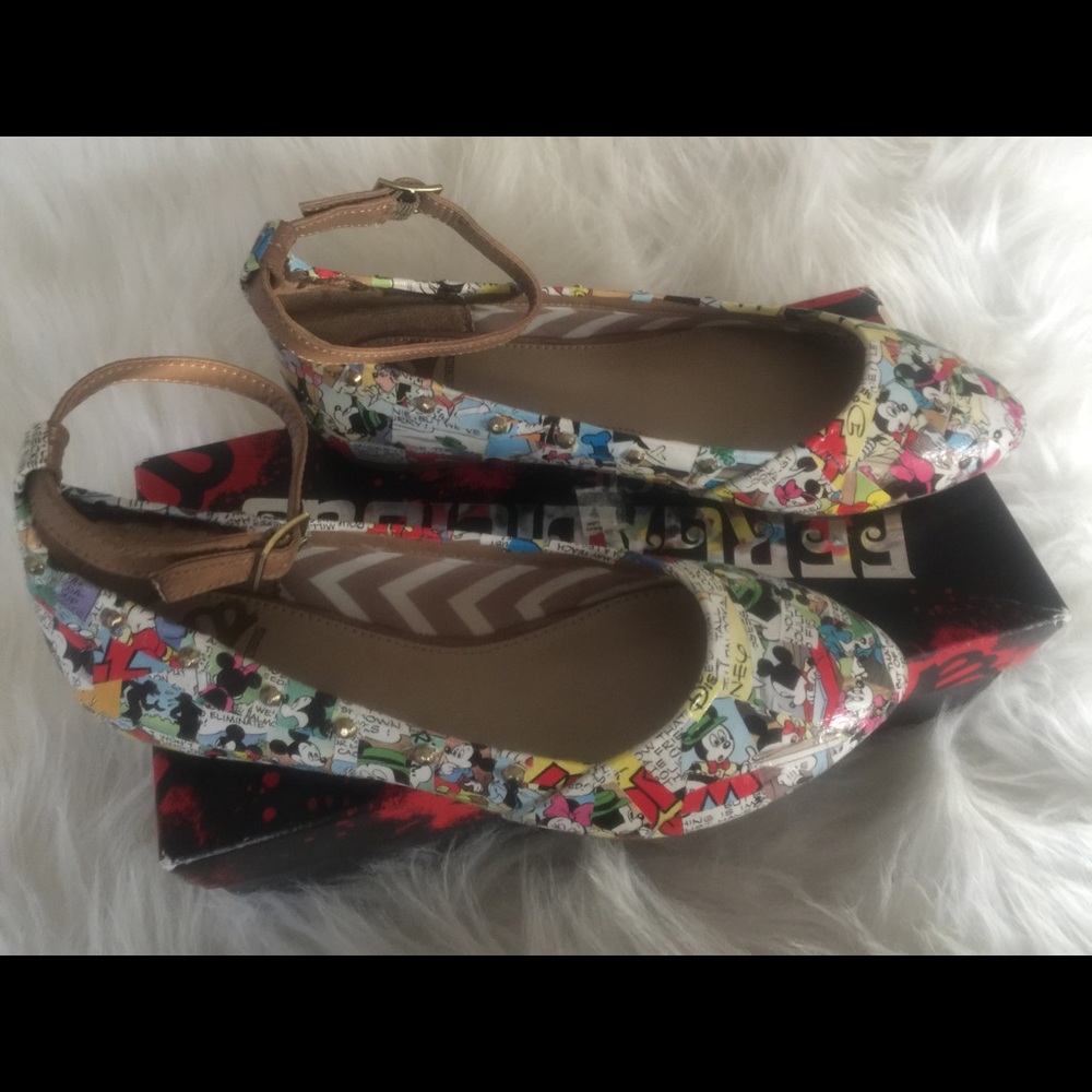 New Handmade comic book flat shoes🍀🌸